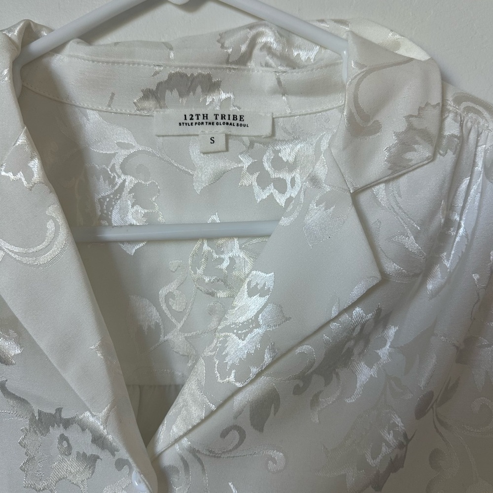 Silky Flowered White Button Down - image 2